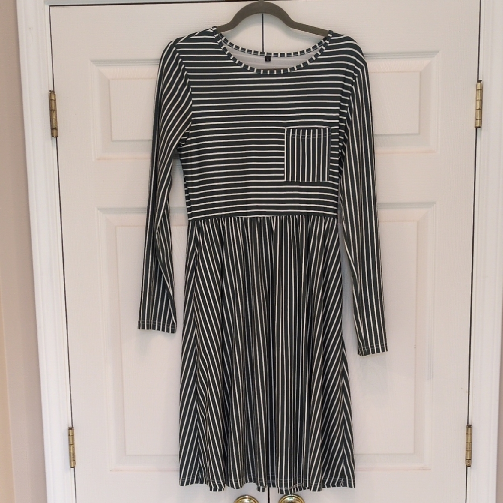 Olive And White Striped Long-Sleeve Dress With Pockets